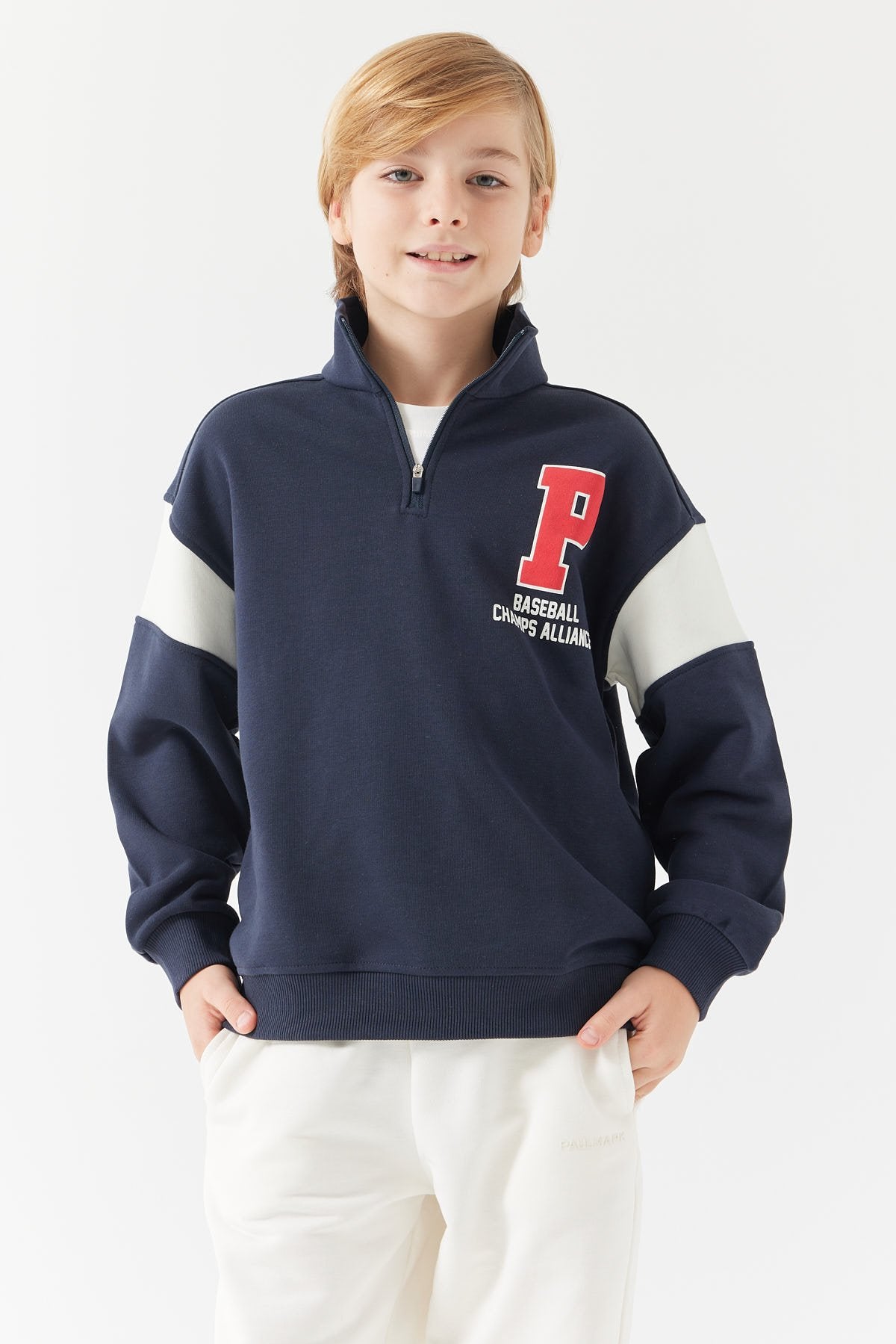 سويت شيرت للأولاد بياقة نصف سحاب