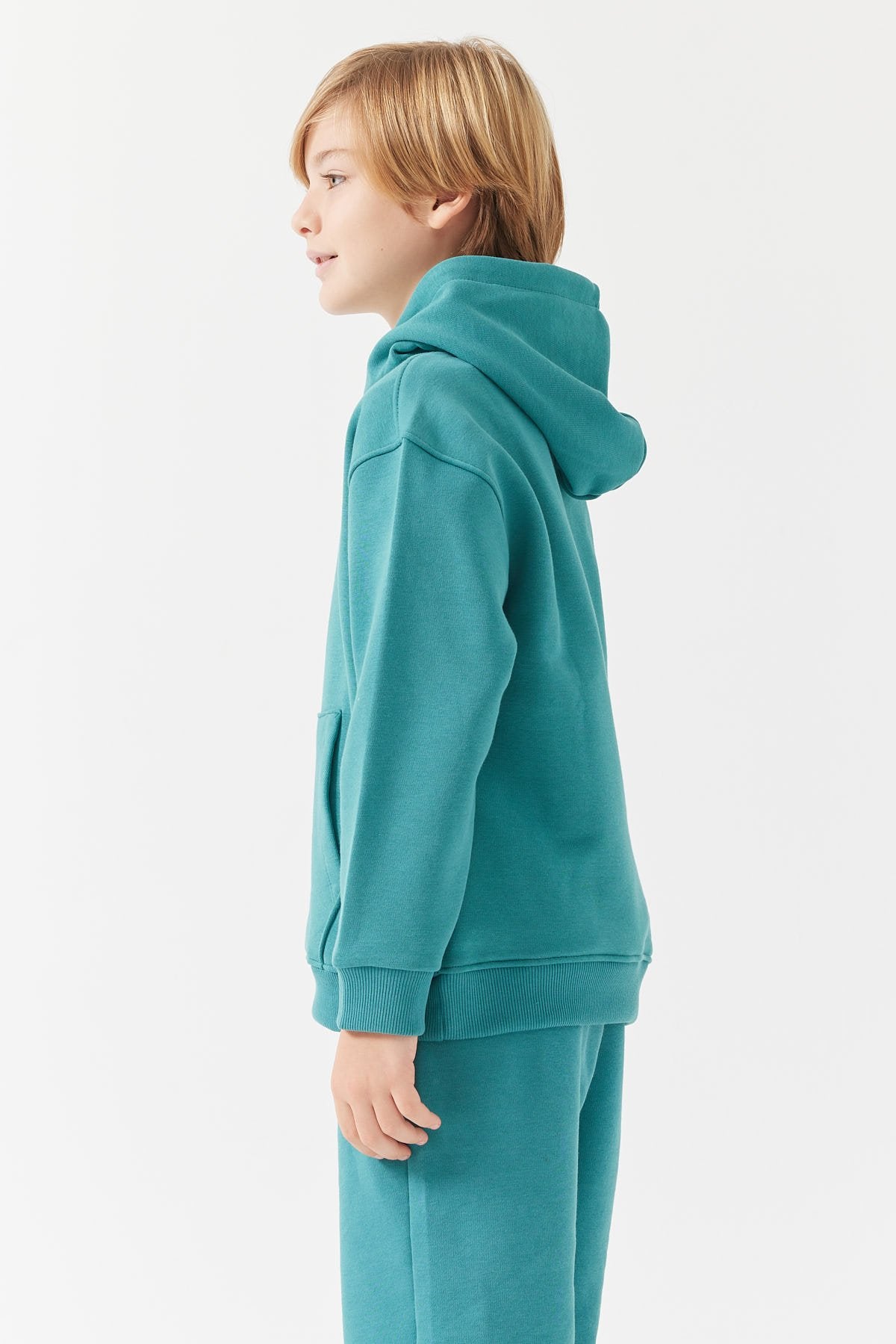 سويت شيرت بغطاء للرأس للأولاد