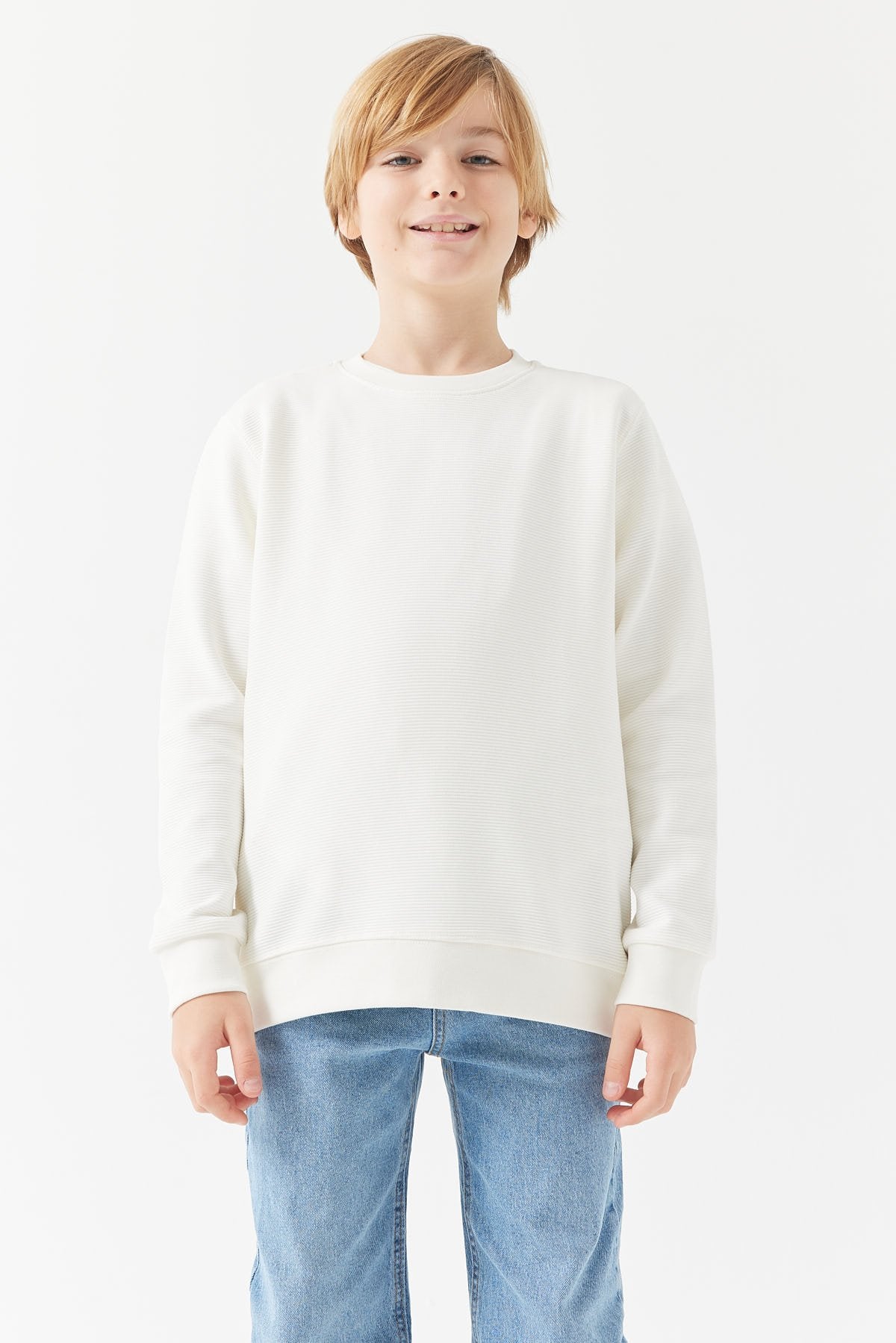 سويت شيرت منقوش للأولاد