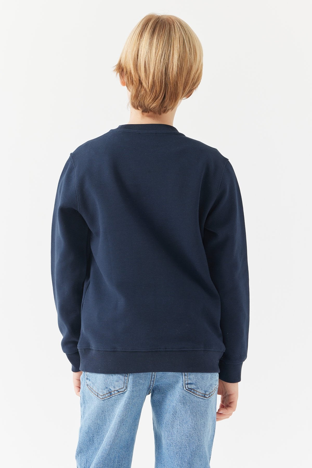 سويت شيرت منقوش للأولاد