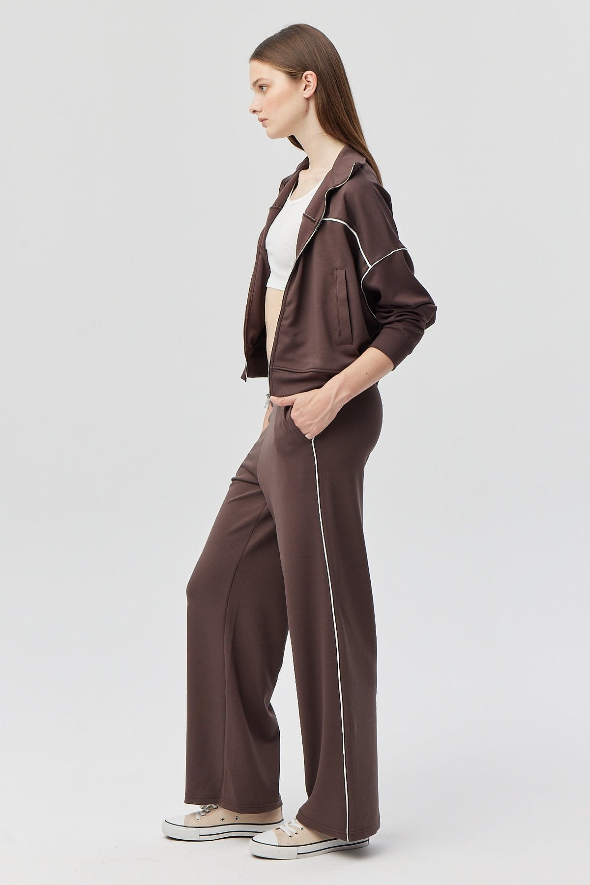 بنطال رياضي نسائي رفيع مخطط