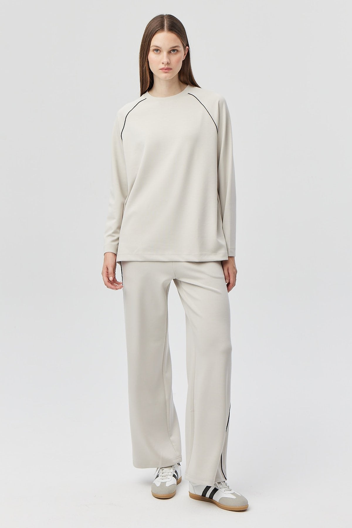 بنطال رياضي نسائي رفيع مخطط