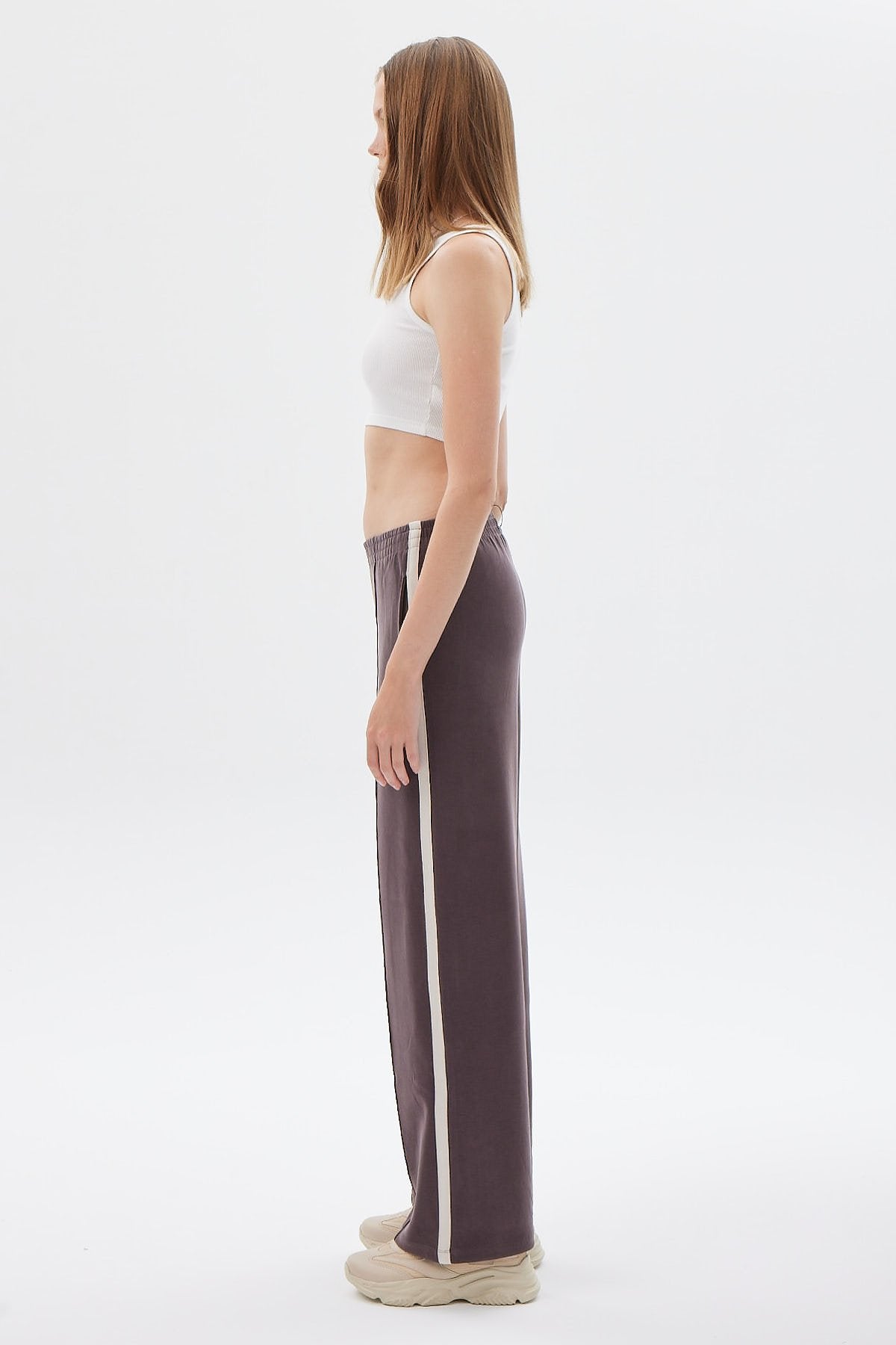 بنطال رياضي نسائي مخطط ذو ملمس ناعم