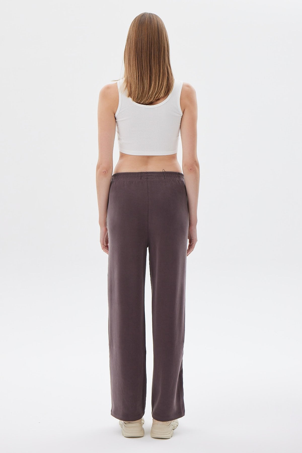 بیجامەی بە پێکهاتەی نەرمی ئافرەتان 