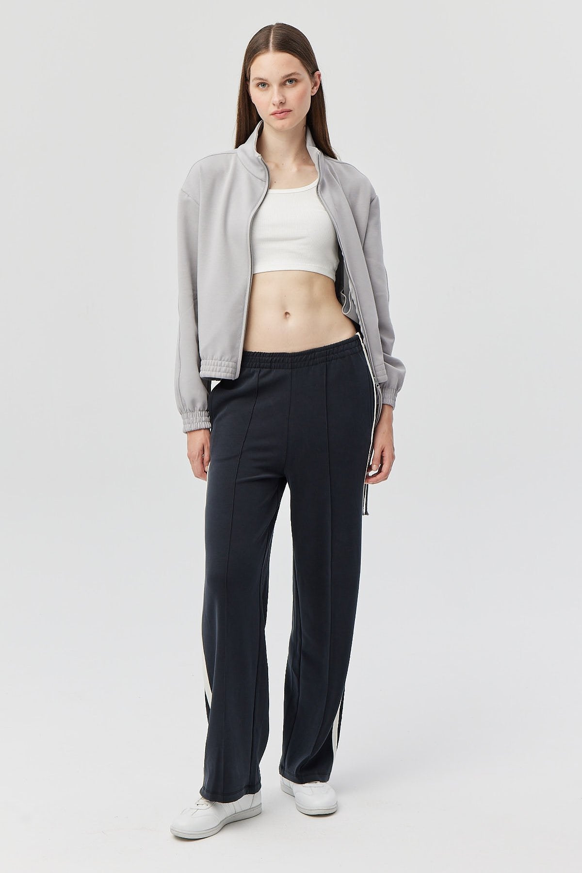 بنطال رياضي نسائي مخطط ذو ملمس ناعم