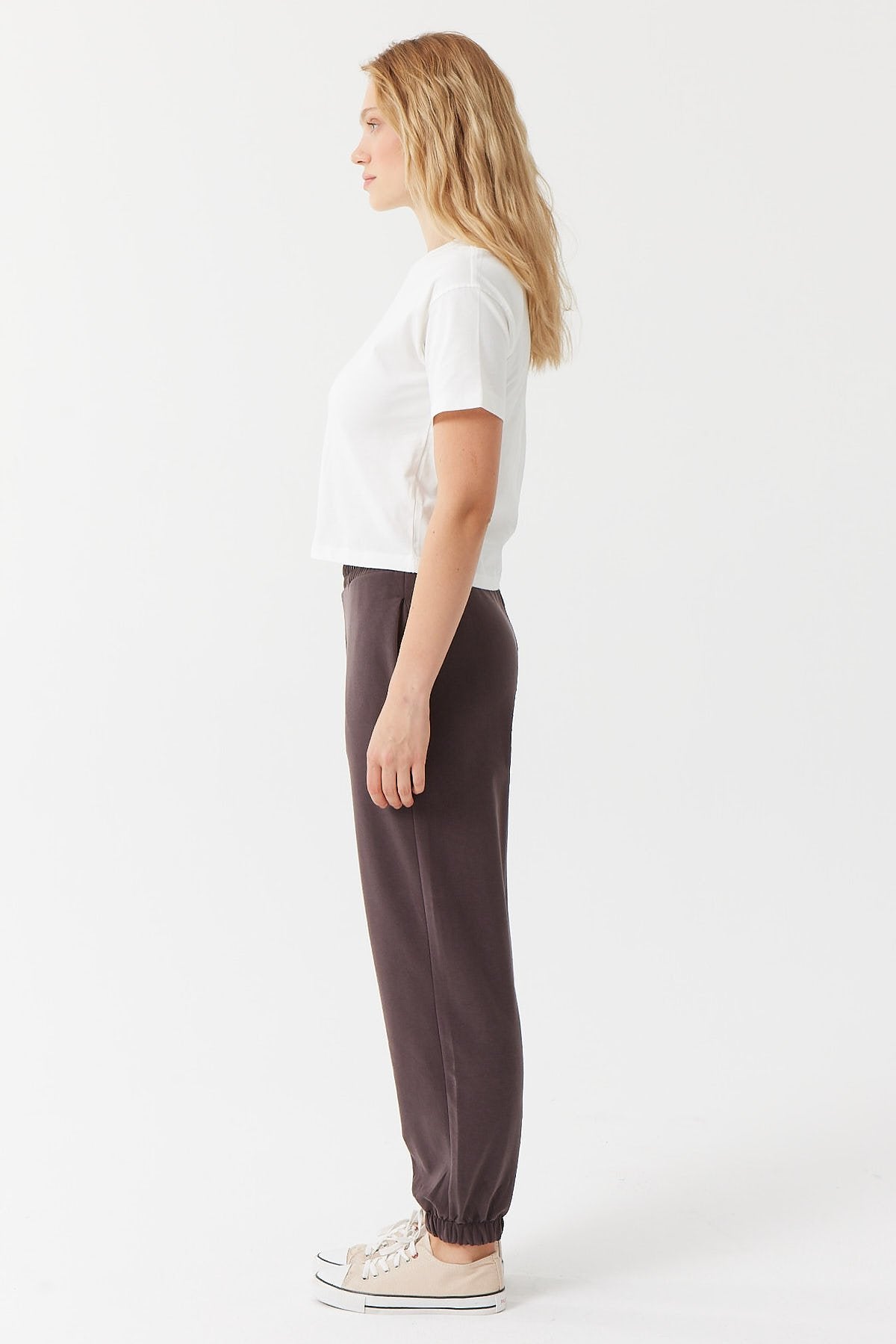 بنطلون نسائية رياضية