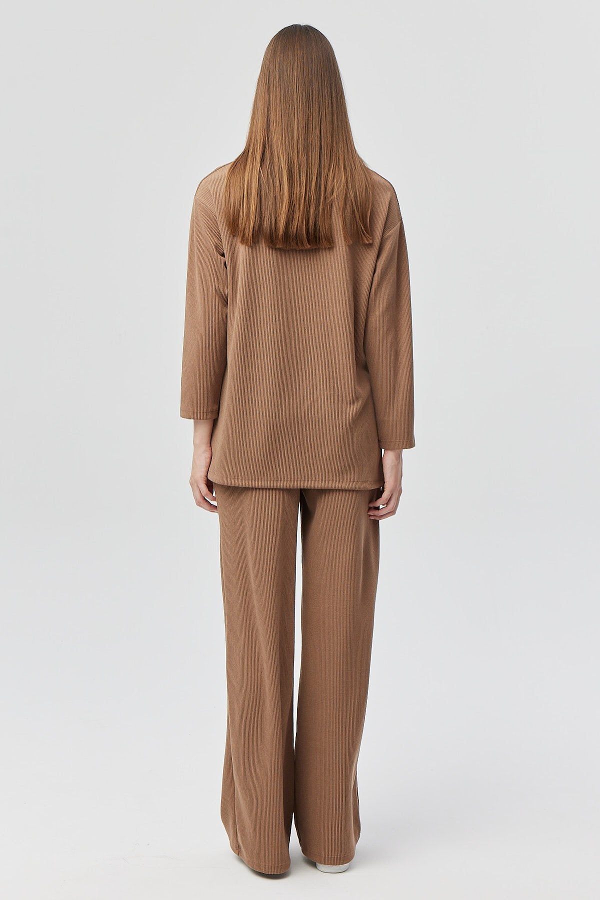 بنطلون نسائي محبوك بخصر مرن