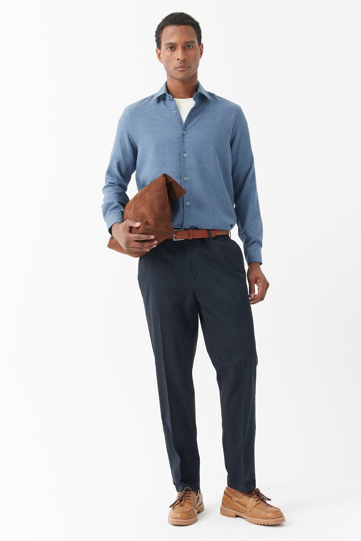 بنطلونات تشينو رجالية ضيقة