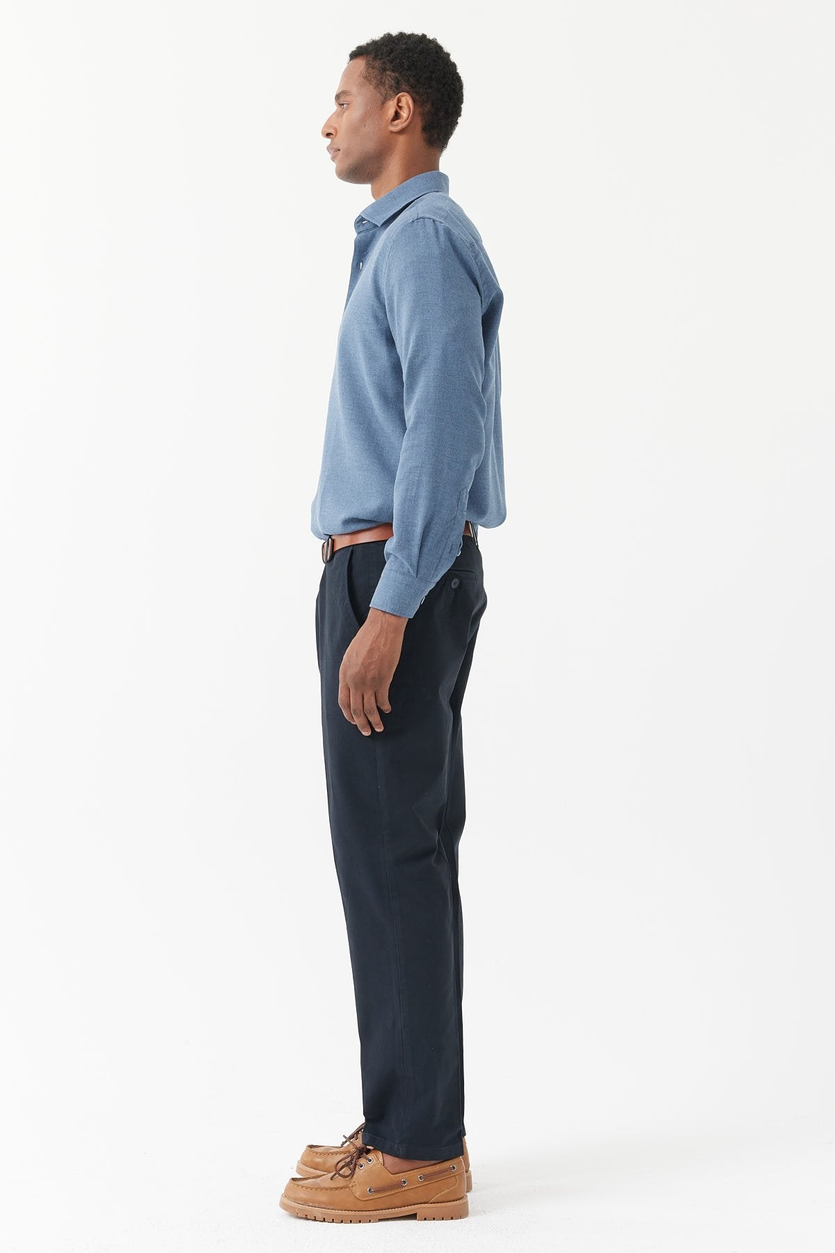 بنطلونات تشينو رجالية ضيقة