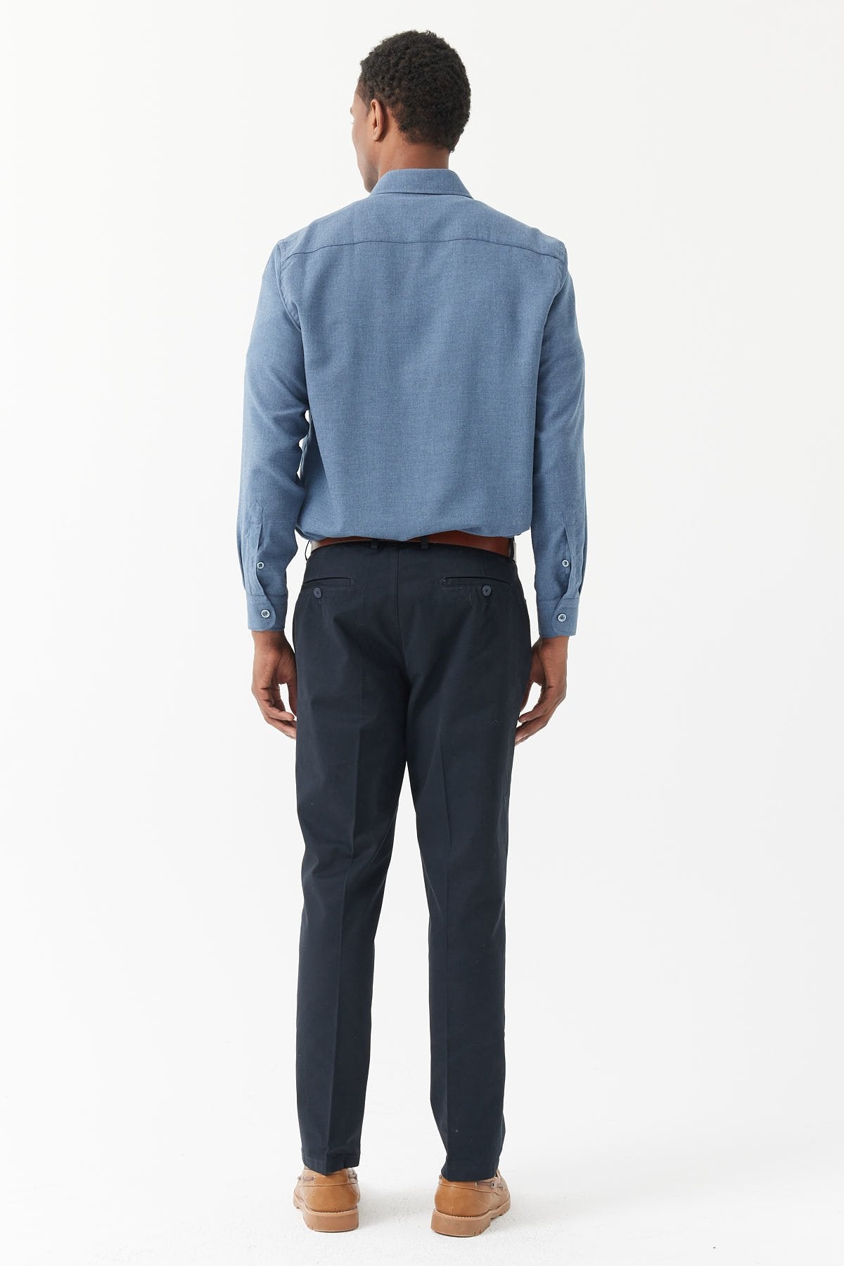 بنطلونات تشينو رجالية ضيقة