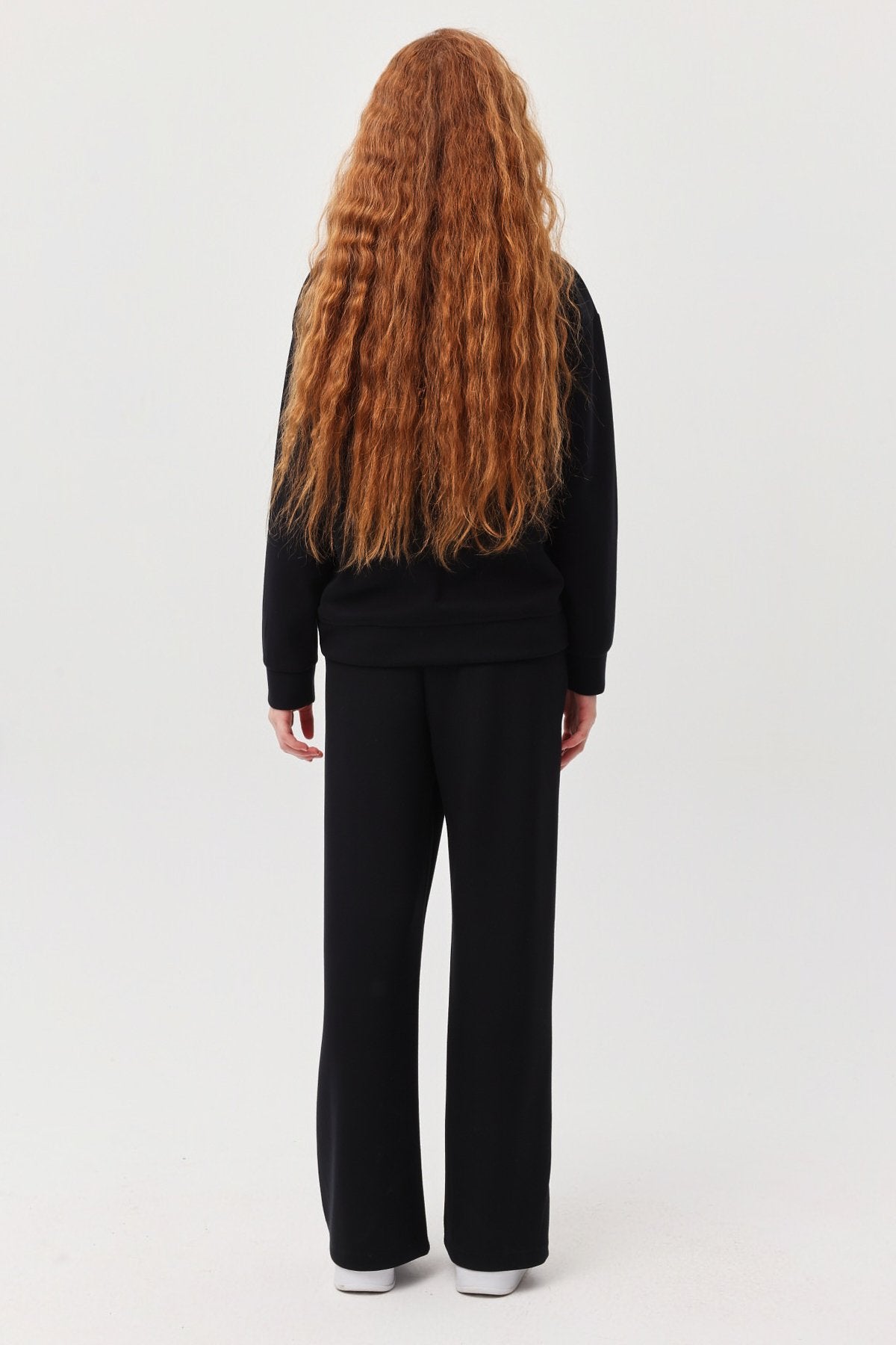 بنطلون رياضي بناتي بخصر مطاطي وملمس مميز 