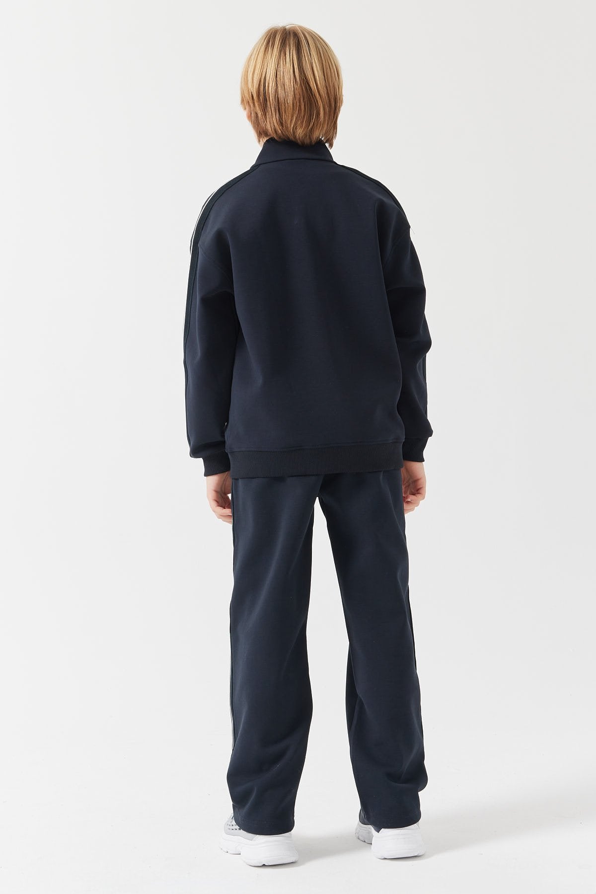 بنطلون رياضية بخصر مطاطي للأولاد