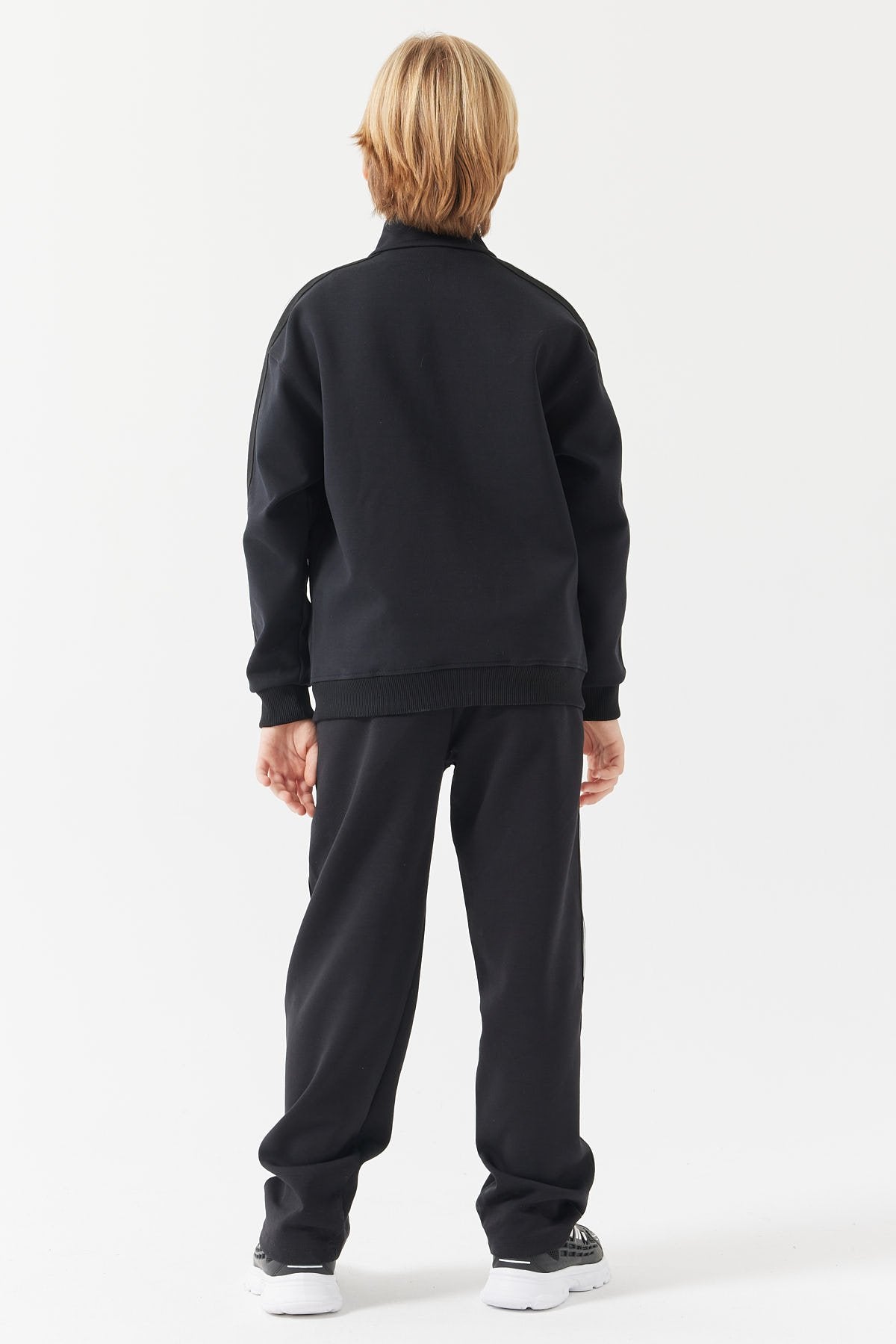 بنطلون رياضية بخصر مطاطي للأولاد