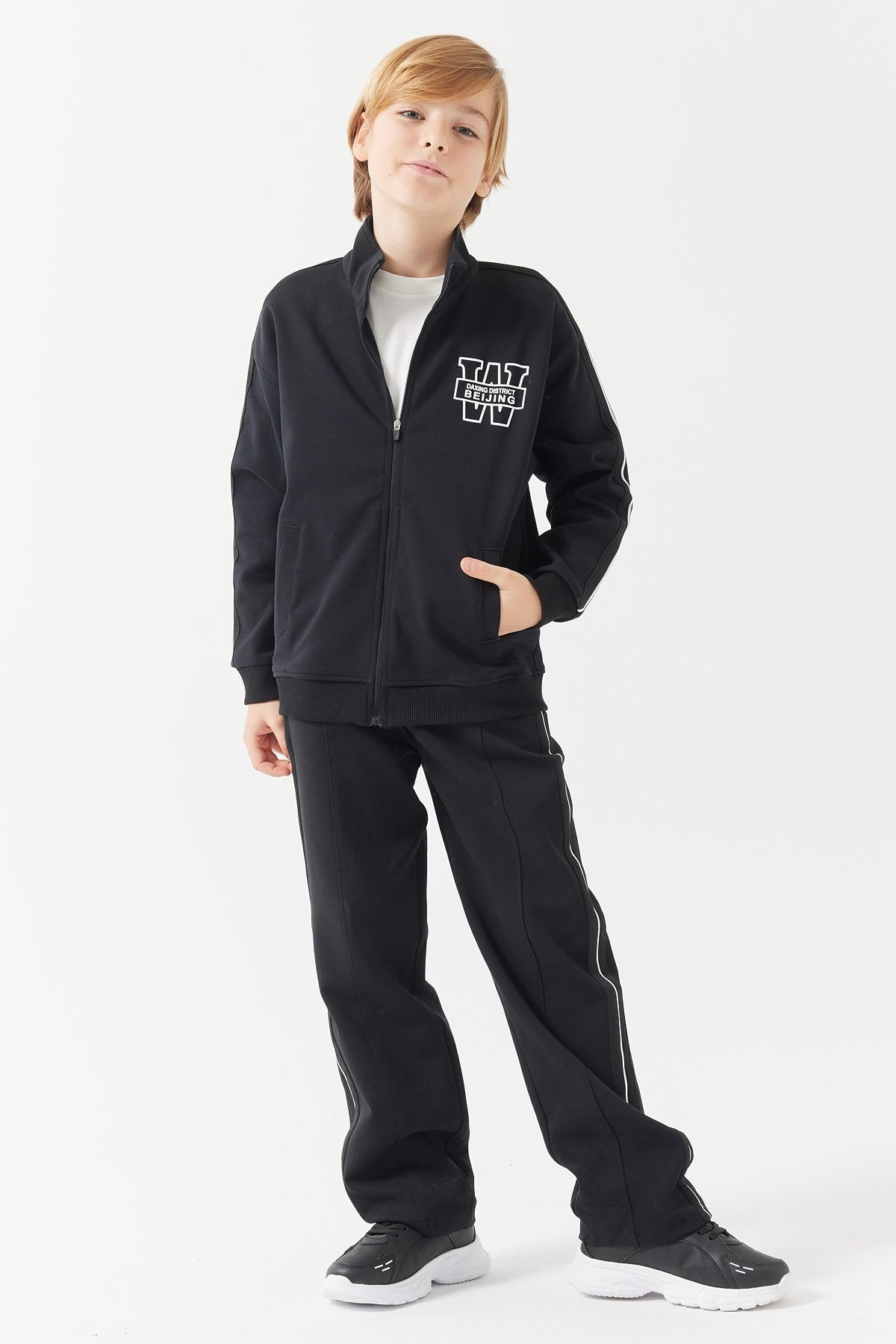 بنطلون رياضية بخصر مطاطي للأولاد