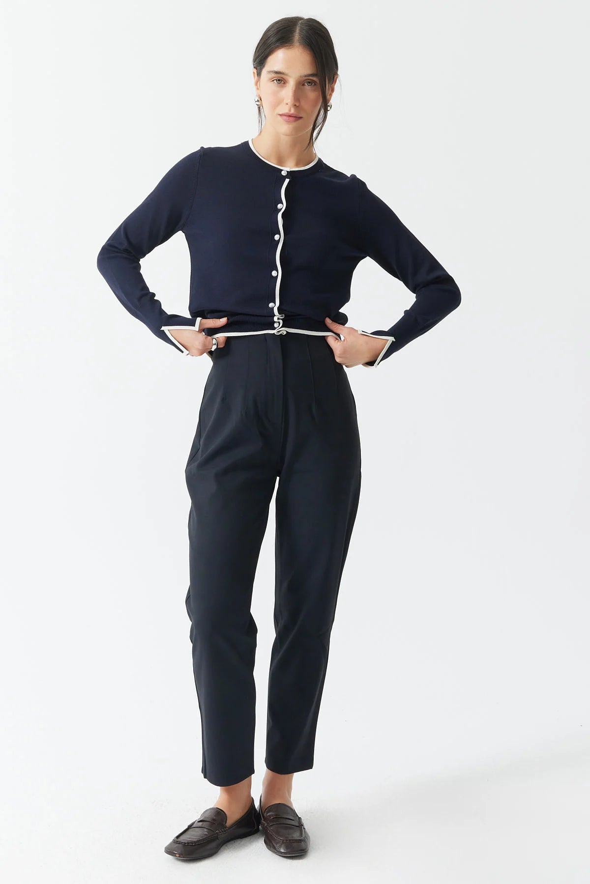 پانتۆڵی کلاسیکی قوماش