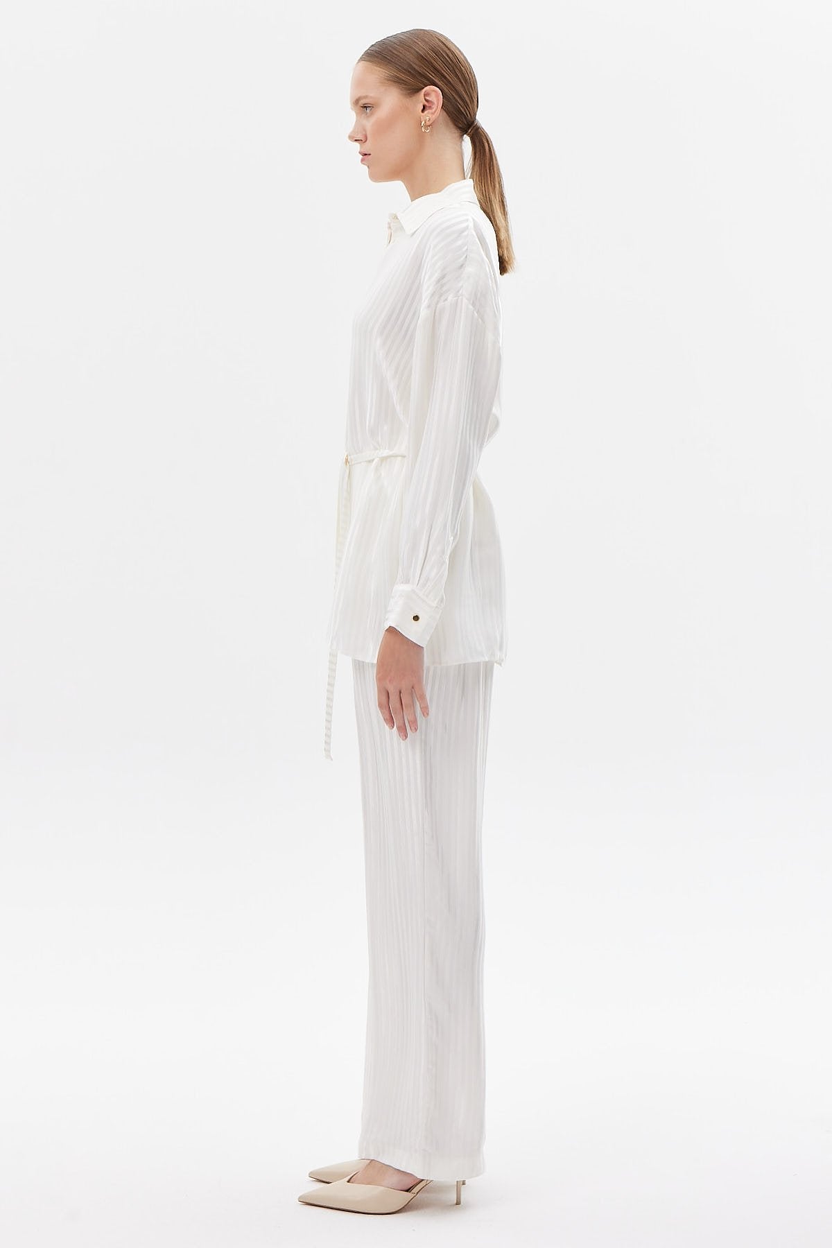 بنطلون ساتان نسائي