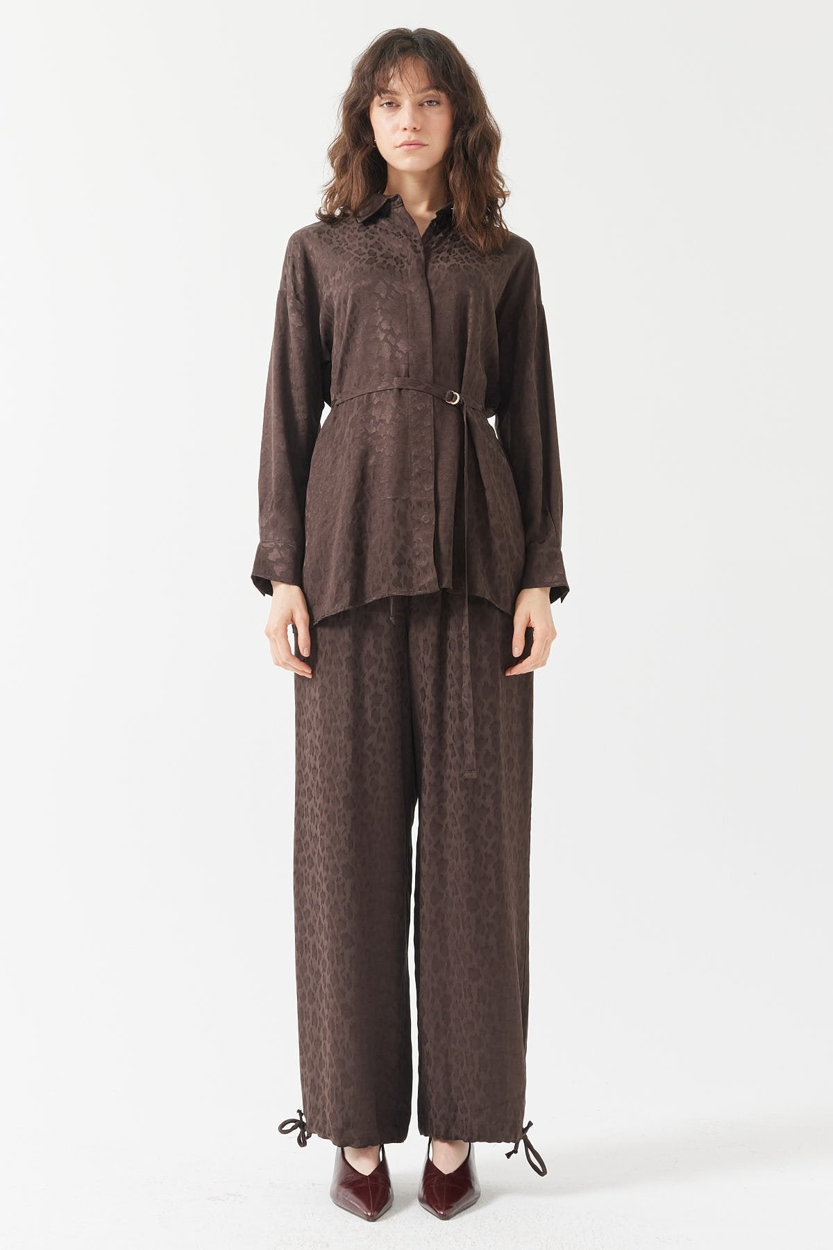 بنطلون نسائي منقوش بخصر مطاطي