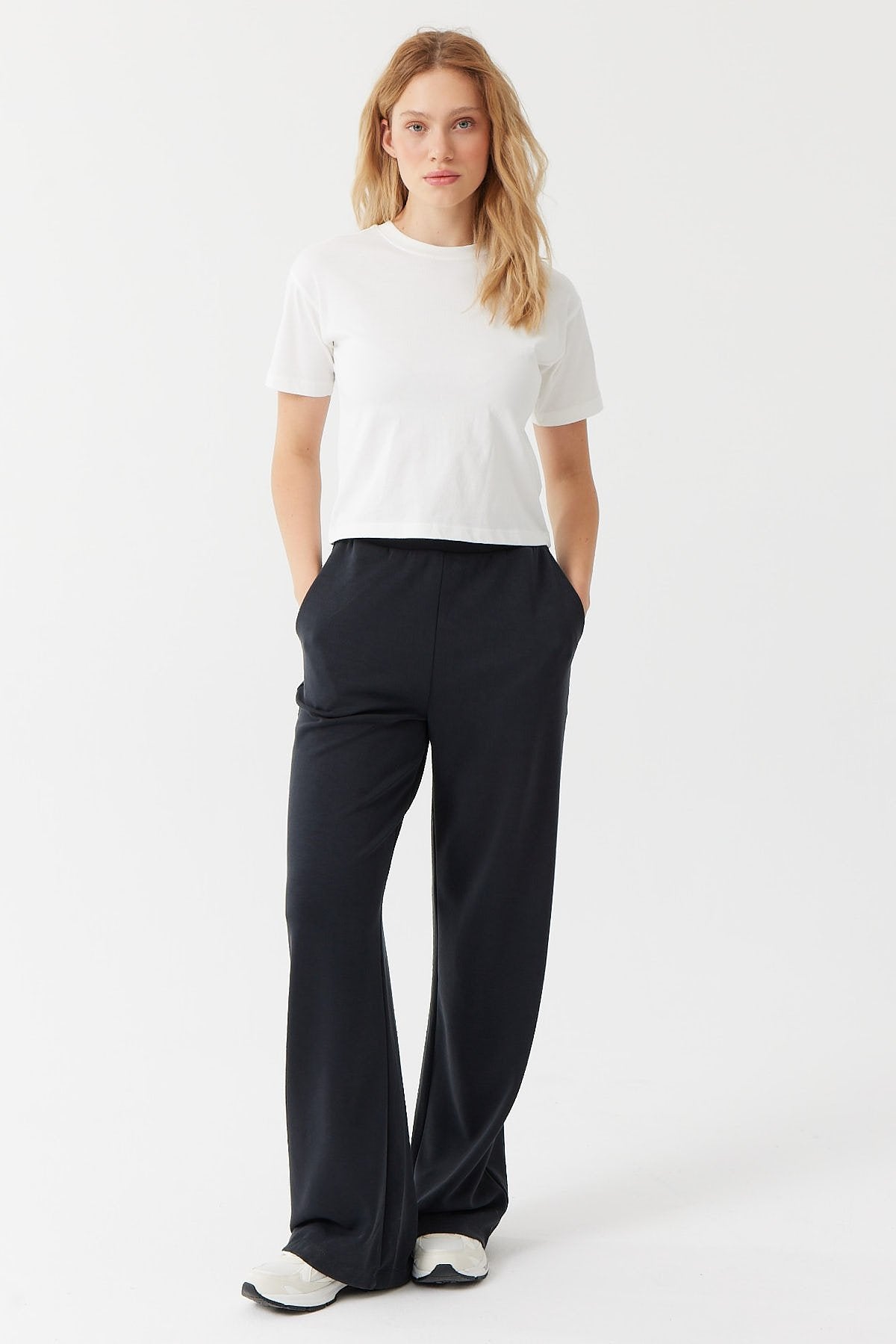 Women's Elastic Waist Sweat Bottom