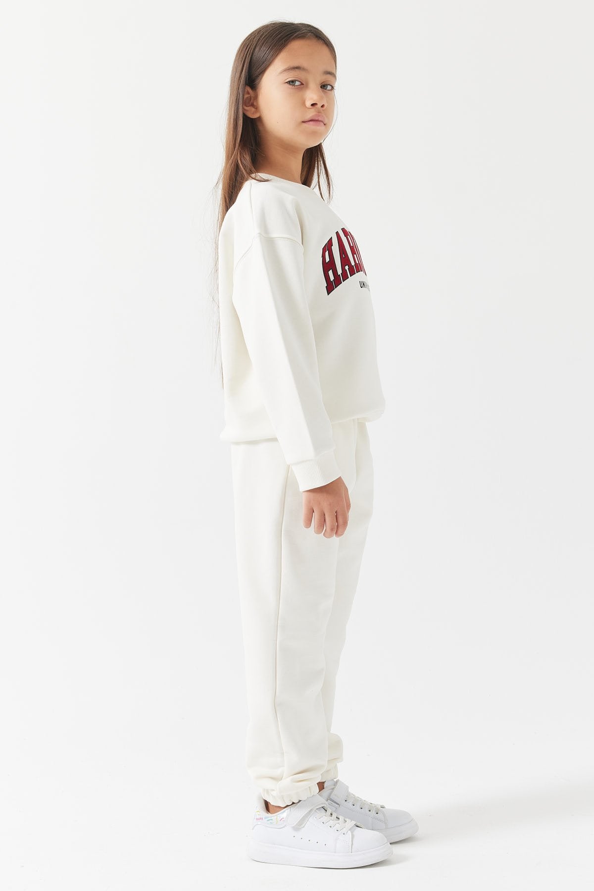 بنطال رياضي للبنات