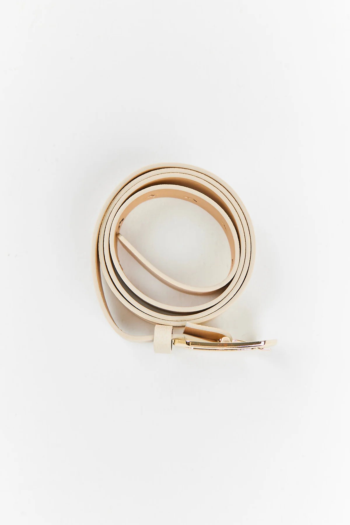 حزام نسائي مفصل بإبزيم