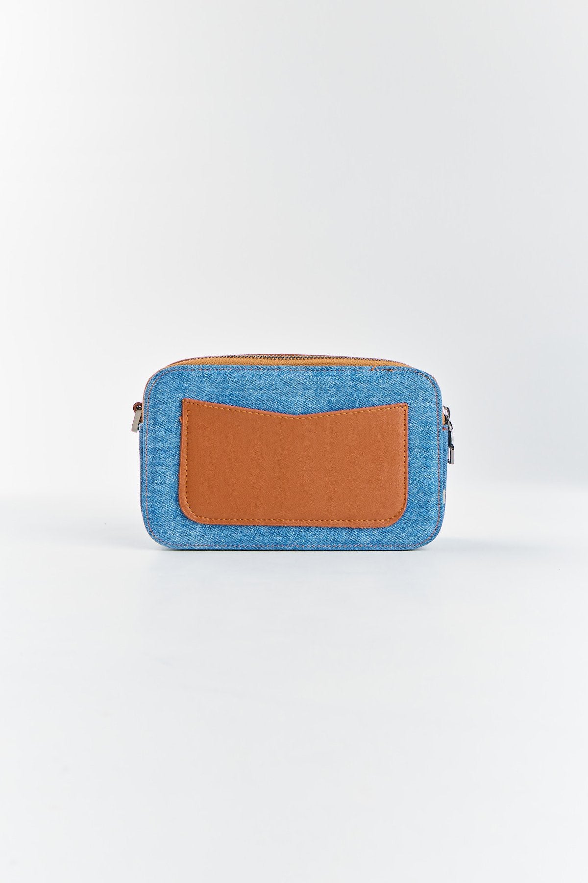 حقيبة كتف كروس بودي قابلة للتعديل للنساء