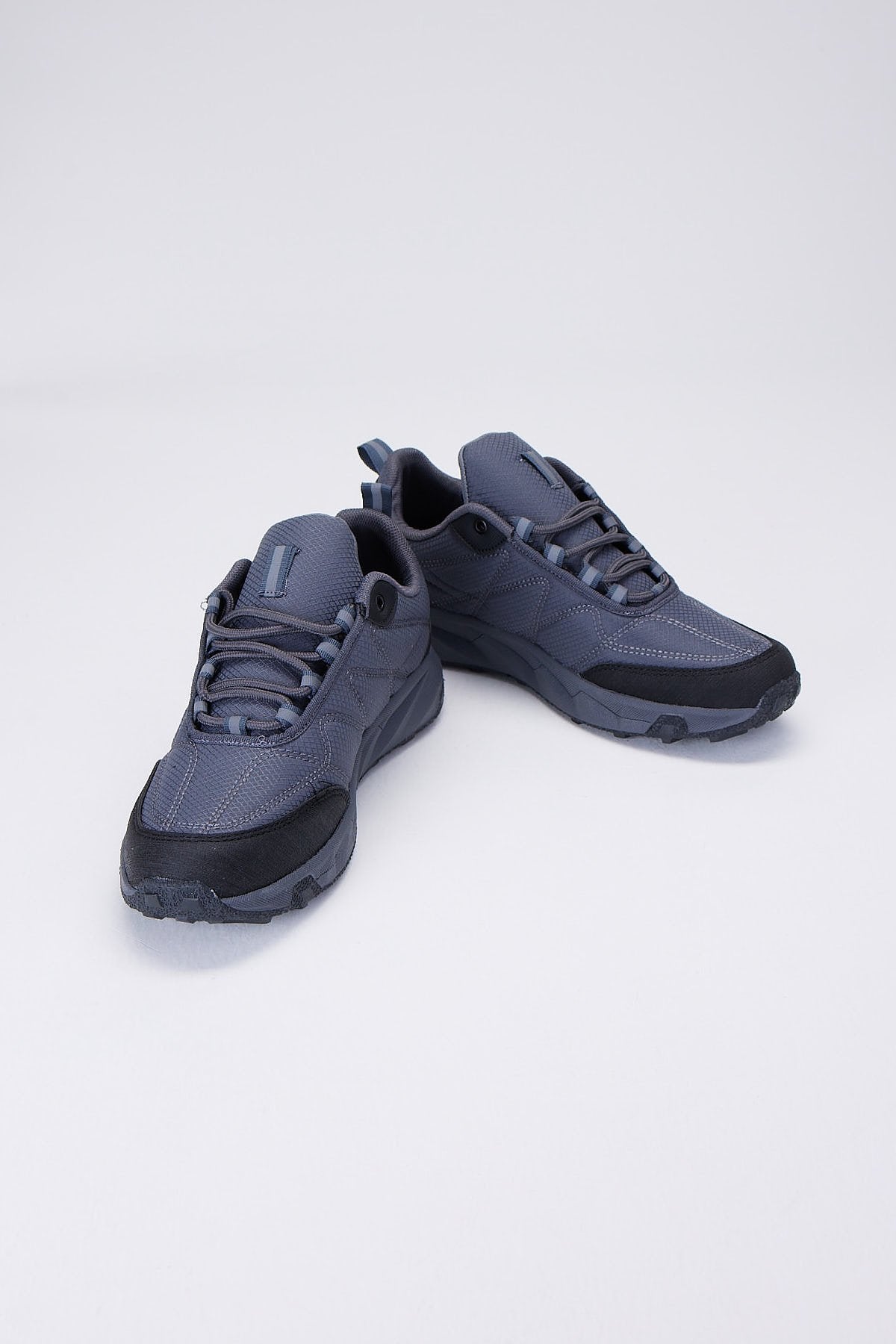 Men's Flat Sole Sneakers