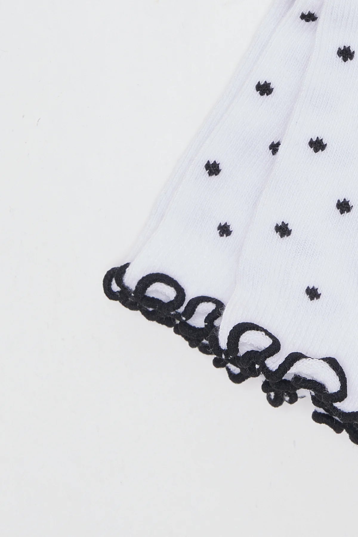 جوارب قطنية نسائية منقطة (عبوة من قطعتين)