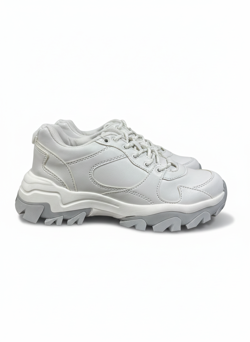 أحذية رياضية نسائية