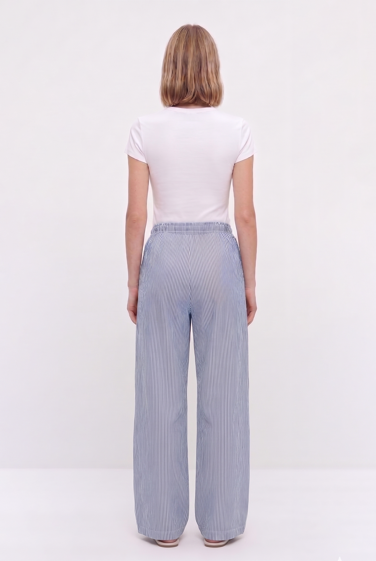 بنطلون نسائي